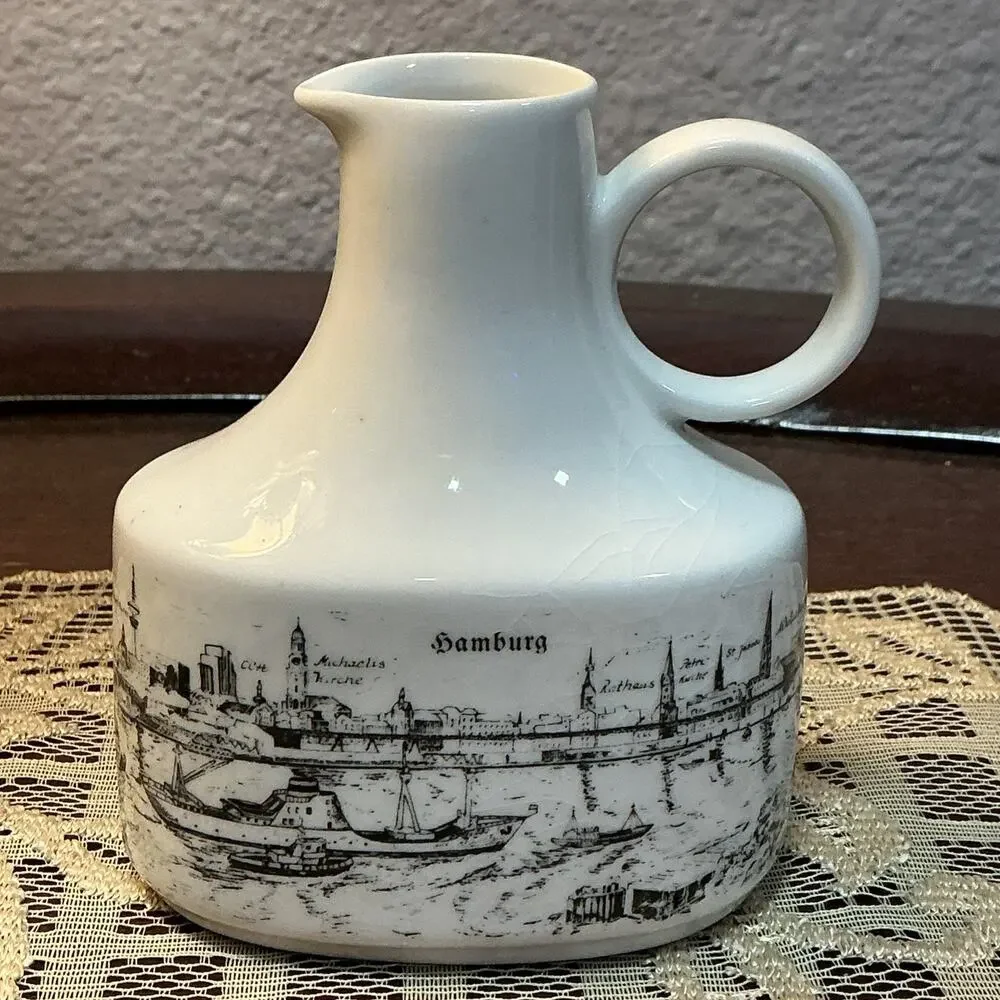 Porzella Vintage Cityscape Small Pitcher Pour Fluted Porcelain Vase
